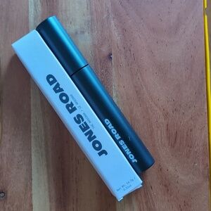 NIB Jones Road mascara, pitch black